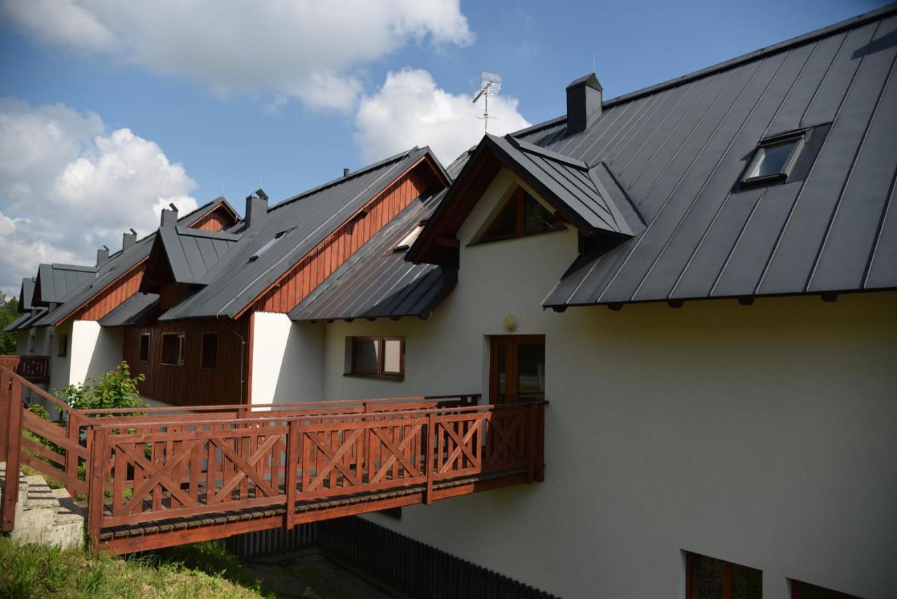 Apartman Mezi Kopci - Mid Hills Apartment Roudnice Eksteriør billede