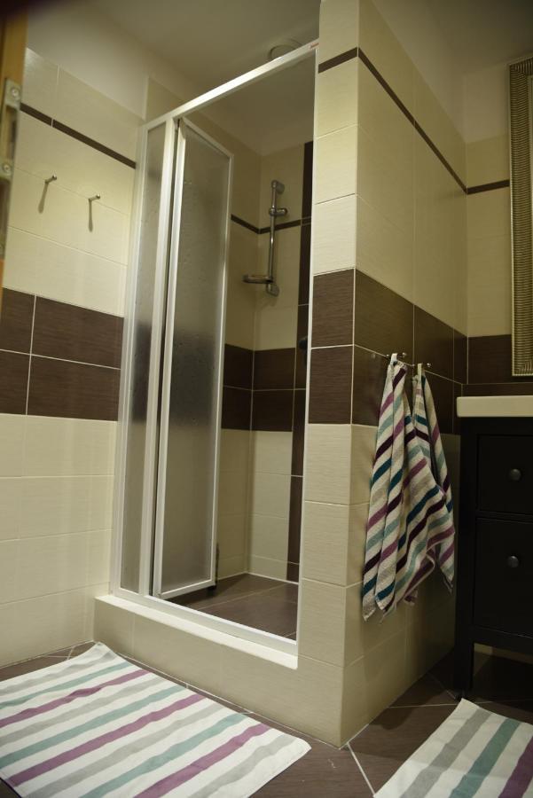 Apartman Mezi Kopci - Mid Hills Apartment Roudnice Eksteriør billede