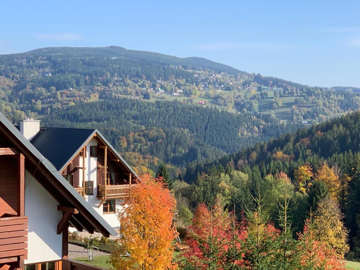 Apartman Mezi Kopci - Mid Hills Apartment Roudnice Eksteriør billede